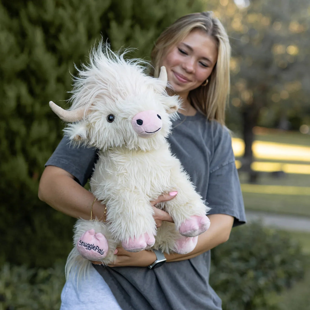 Jumbo White Highland Cow Toyarat