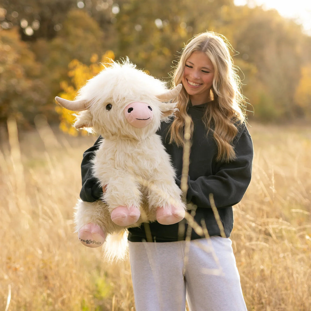 Giant White Highland Cow Toyarat